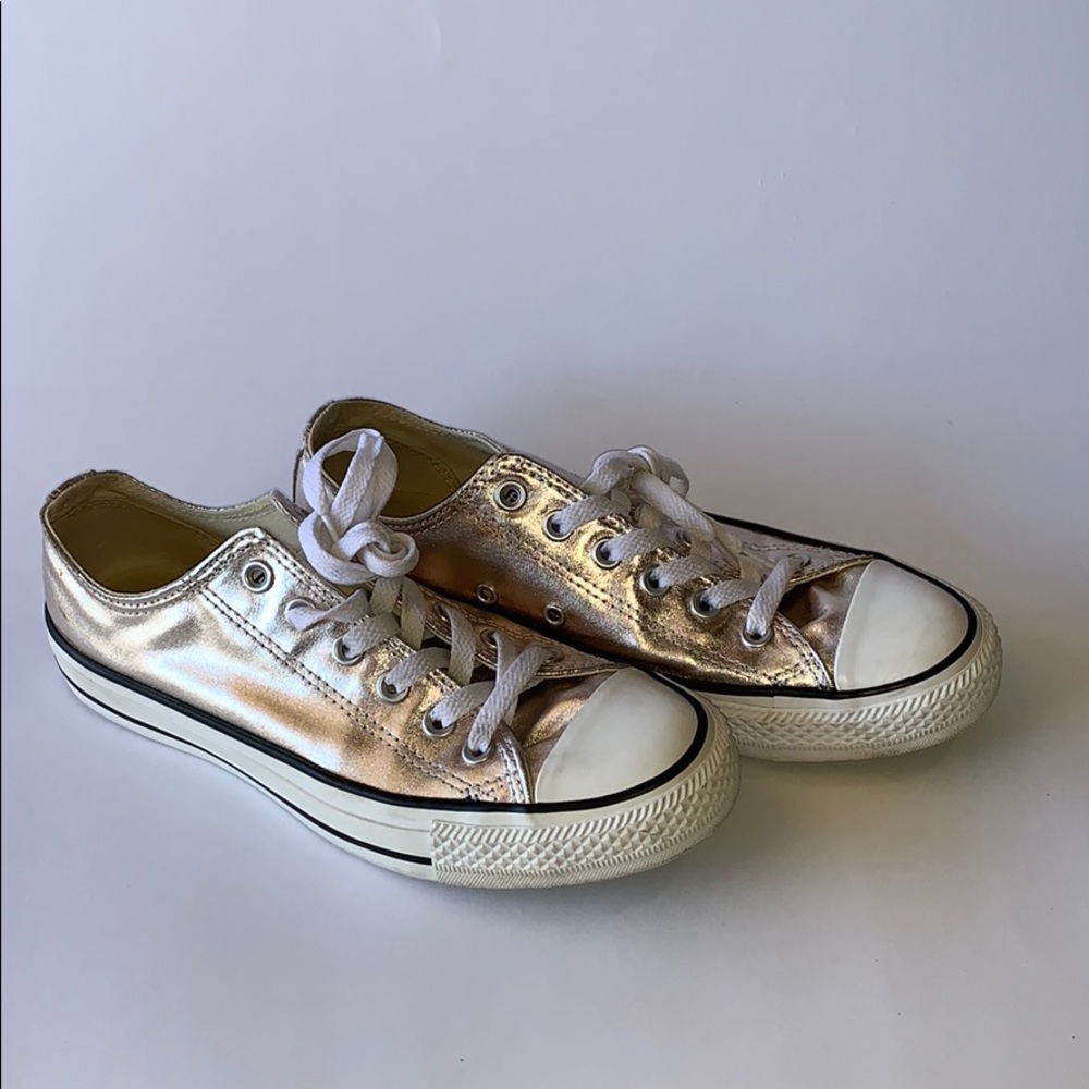 Rose Gold shiny Converse